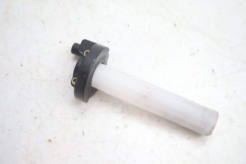 photo de POIGNEE ACCELERATEUR APOLLO RFZ 150 - Vue principale