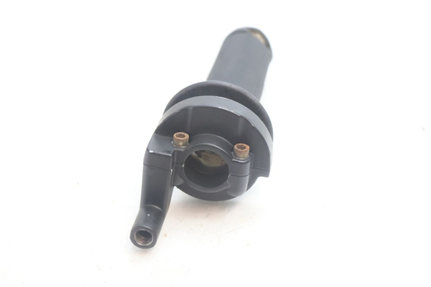 photo de POIGNEE ACCELERATEUR APOLLO RFZ 140 - Autre angle de vue