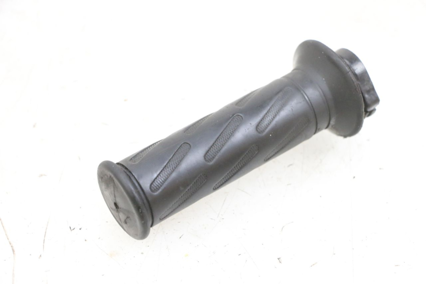 photo de POIGNEE ACCELERATEUR PEUGEOT SPEEDFIGHT 4 4T EFI 50 (2021 - 2025) - Détail de la pièce