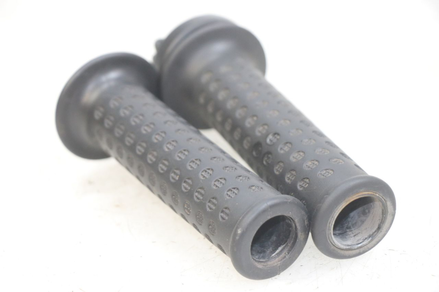 photo de POIGNEE ACCELERATEUR APRILIA SXR 50 (2021 - 2023)