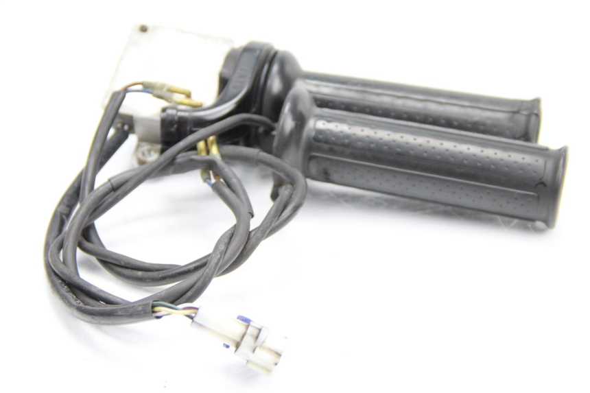photo de POIGNEE ACCELERATEUR YAMAHA TDM ABS 900 (2002 - 2014)