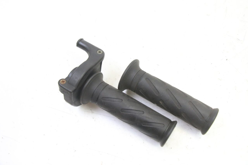 photo de POIGNEE ACCELERATEUR YAMAHA TDR DELTABOX 125 (1993 - 2003)