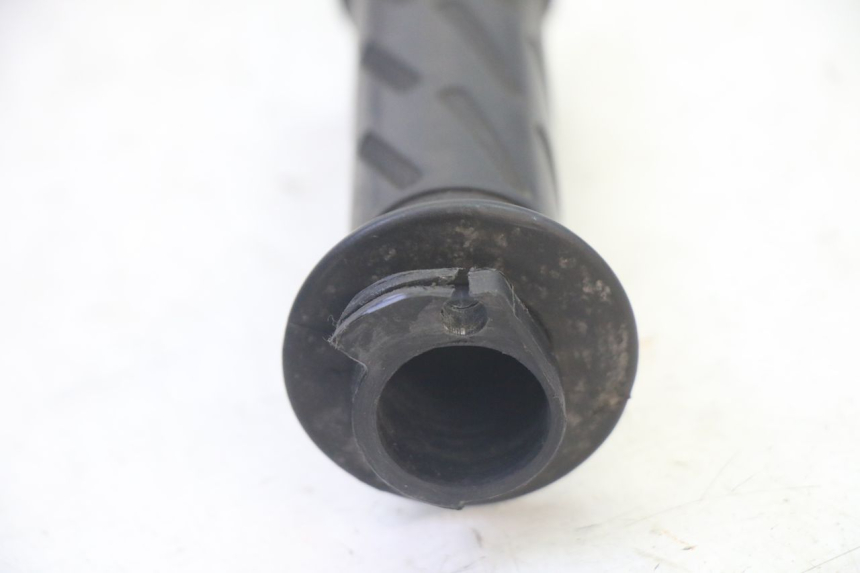 photo de POIGNEE ACCELERATEUR PEUGEOT VIVACITY NEW 4T 50 (2008 - 2017)