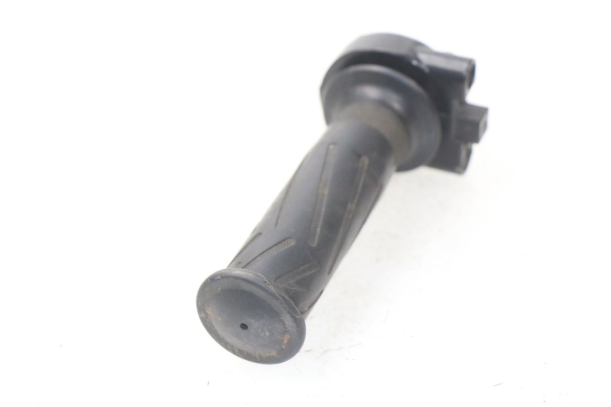 photo de POIGNEE ACCELERATEUR YAMAHA CYGNUS X 125 (2004 - 2007)