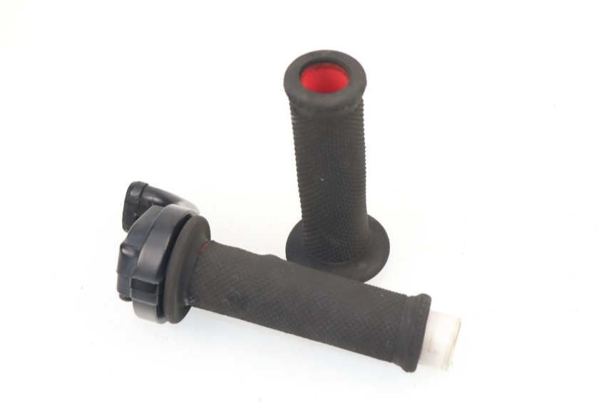 photo de POIGNEE ACCELERATEUR YAMAHA XJ600 XJ DIVERSION 600 (1992 - 1997)