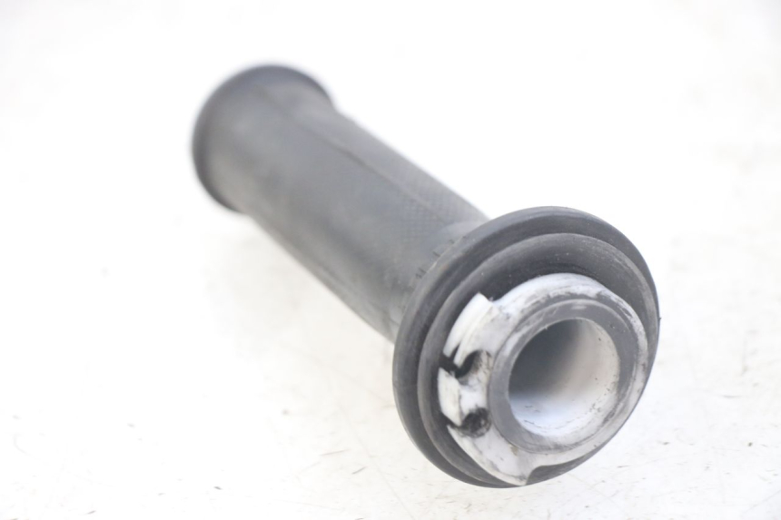 photo de POIGNEE ACCELERATEUR YAMAHA XJN DIVERSION 600 (2000 - 2003)