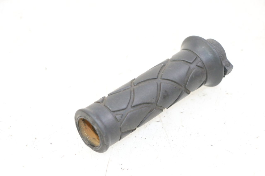 photo de POIGNEE ACCELERATEUR YAMAHA YP MAJESTY 125 (2002 - 2006)