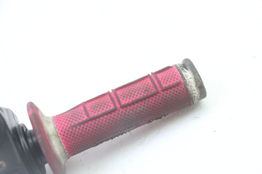 photo de POIGNEE ACCELERATEUR YAMAHA YZ 125 (1998 - 2005)