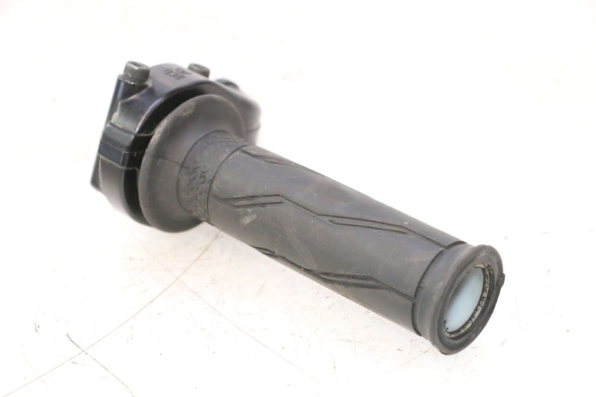 photo de POIGNEE ACCELERATEUR YAMAHA YZF R6 600 (2008 - 2009) - Vue principale