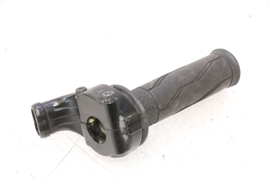 photo de POIGNEE ACCELERATEUR YAMAHA YZF R6 600 (2008 - 2009) - Détail de la pièce
