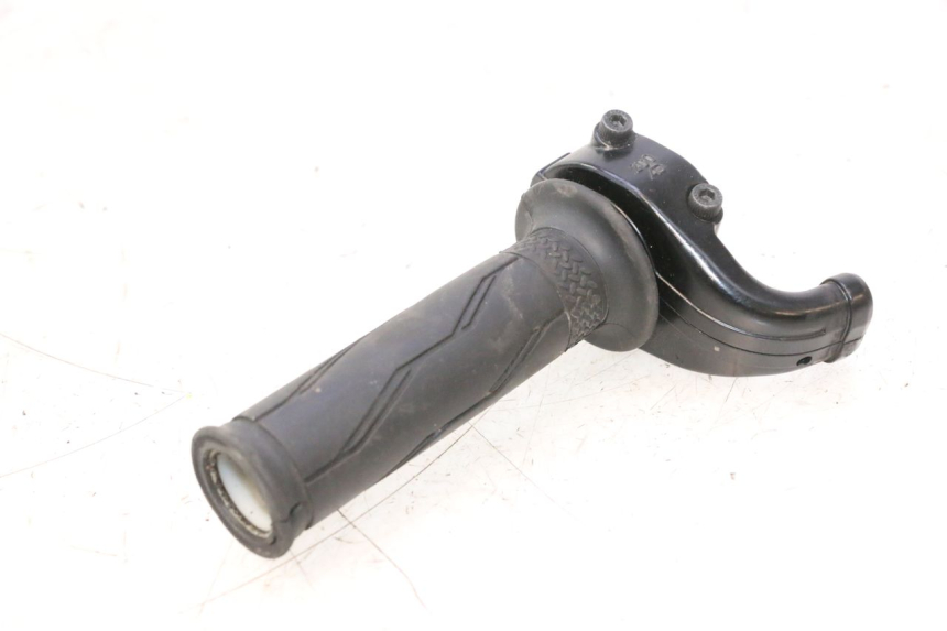 photo de POIGNEE ACCELERATEUR YAMAHA YZF R6 600 (2008 - 2009) - Zoom état d’usage