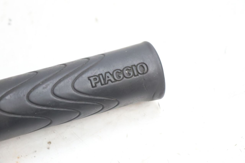 photo de POIGNEE ACCELERATEUR PIAGGIO ZIP 4T 50 (2018 - 2020) - Zoom état d’usage