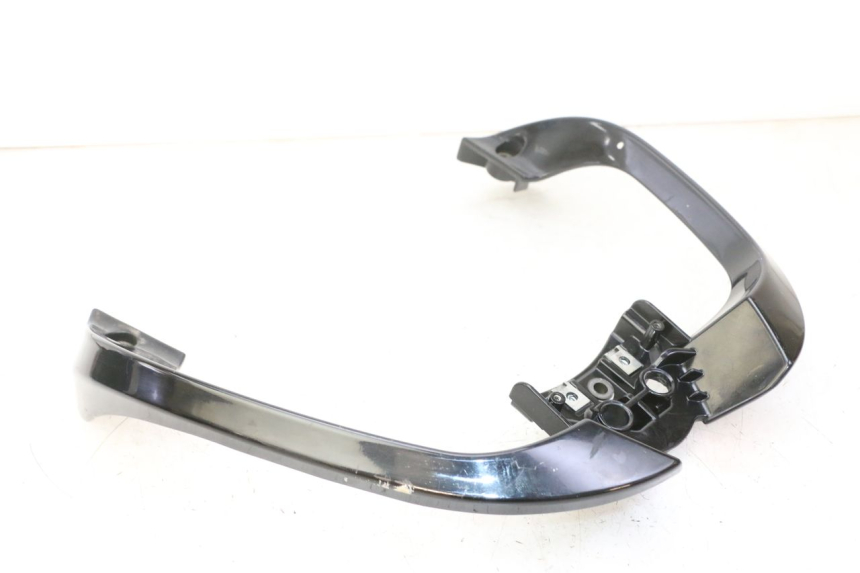 photo de POIGNEE ARRIERE QUADRO 4 4D 350 (2015 - 2018)