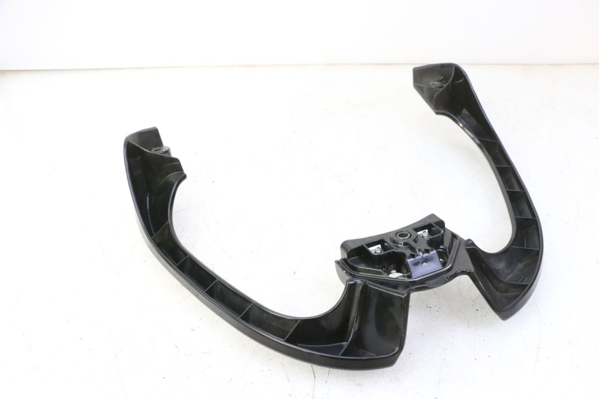 photo de POIGNEE ARRIERE QUADRO 4 4D 350 (2015 - 2018)