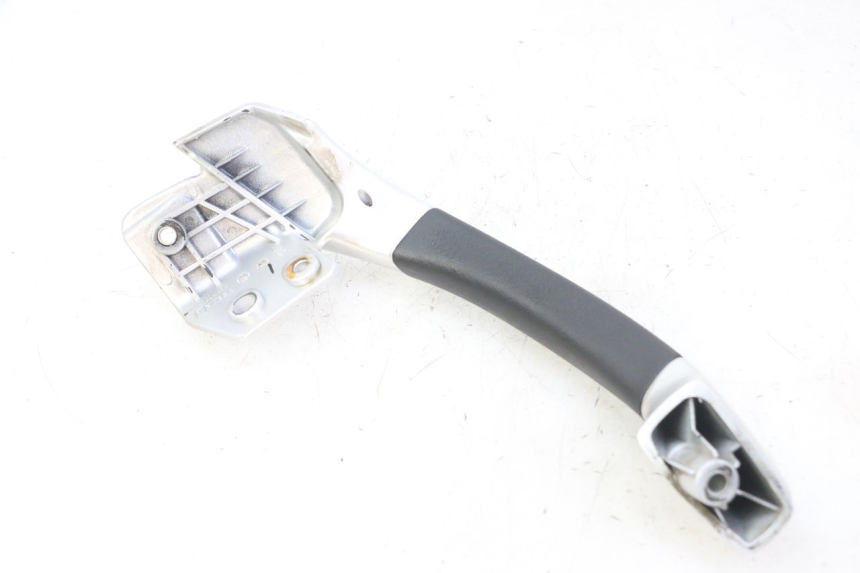 photo de POIGNEE ARRIERE DROITE  PIAGGIO MP3 LT 300 (2010 - 2016) - Détail de la pièce