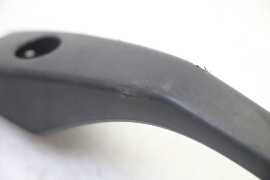 photo de POIGNEE ARRIERE DROITE  GILERA RUNNER SP 50 (2006 - 2008)