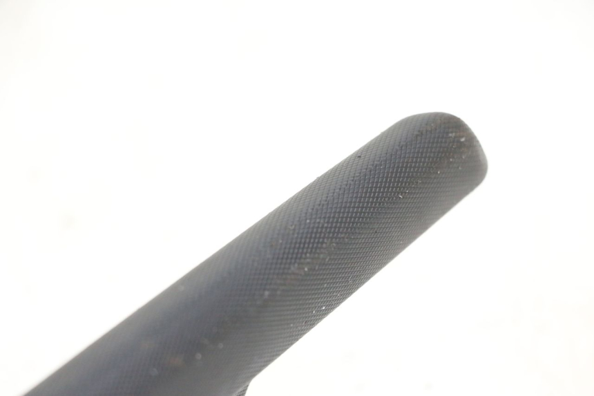 photo de POIGNEE ARRIERE DROITE  YAMAHA XJ6 ABS 600 (2008 - 2016)