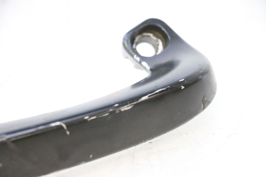 photo de POIGNEE ARRIERE DROITE  YAMAHA XP T-MAX ABS 500 (2005 - 2005) - Détail de la pièce