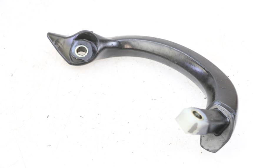photo de POIGNEE ARRIERE DROITE  KAWASAKI ZR 7 750 (1999 - 2001) - Zoom état d’usage