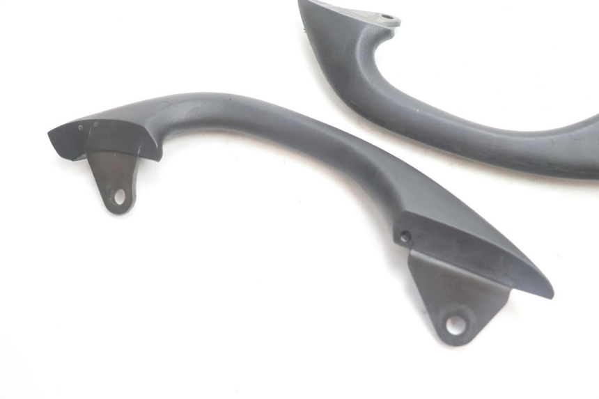 photo de POIGNEE ARRIERE KAWASAKI ER-6 ER6 N 650 (2005 - 2009) - État de surface