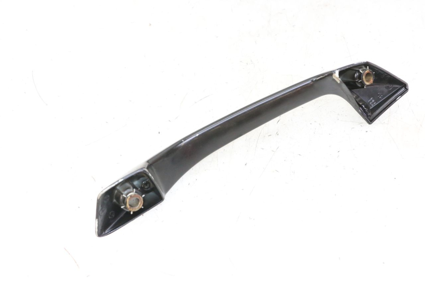 photo de POIGNEE ARRIERE GAUCHE GILERA NEXUS 300 (2008 - 2013)