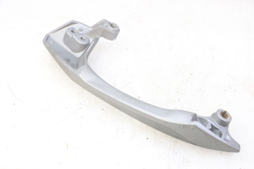 photo de POIGNEE ARRIERE GAUCHE SYM JOYMAX 125 (2010 - 2017)
