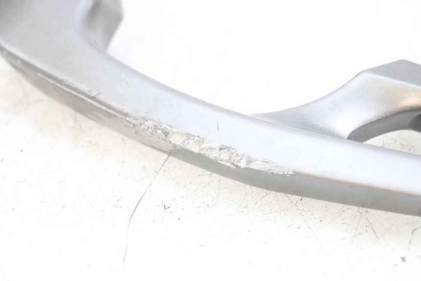 photo de POIGNEE ARRIERE GAUCHE KAWASAKI ER-6 ER6 N 650 (2012 - 2016)