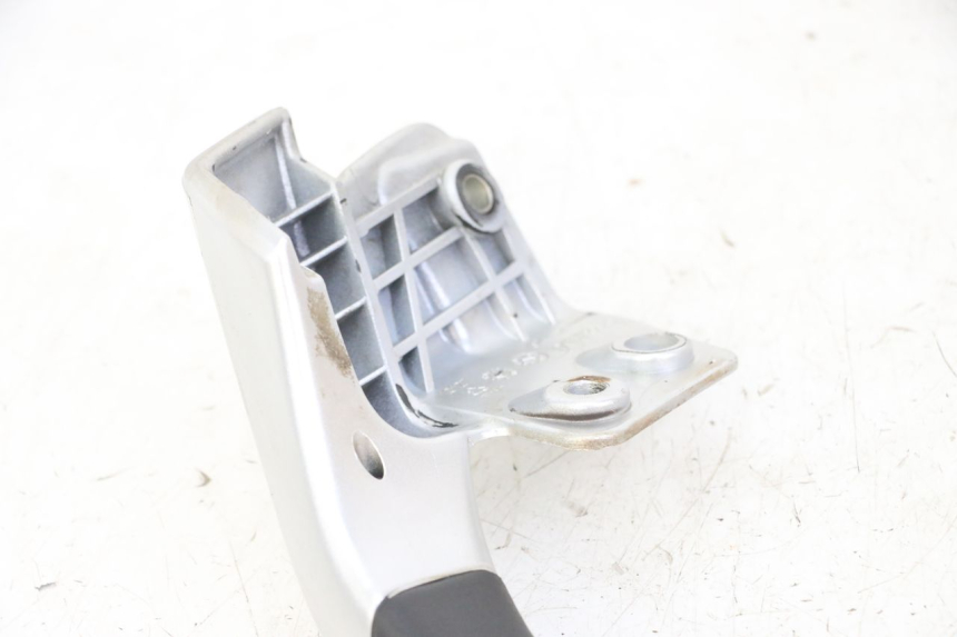 photo de POIGNEE ARRIERE GAUCHE PIAGGIO MP3 LT 300 (2010 - 2016) - Zoom état d’usage