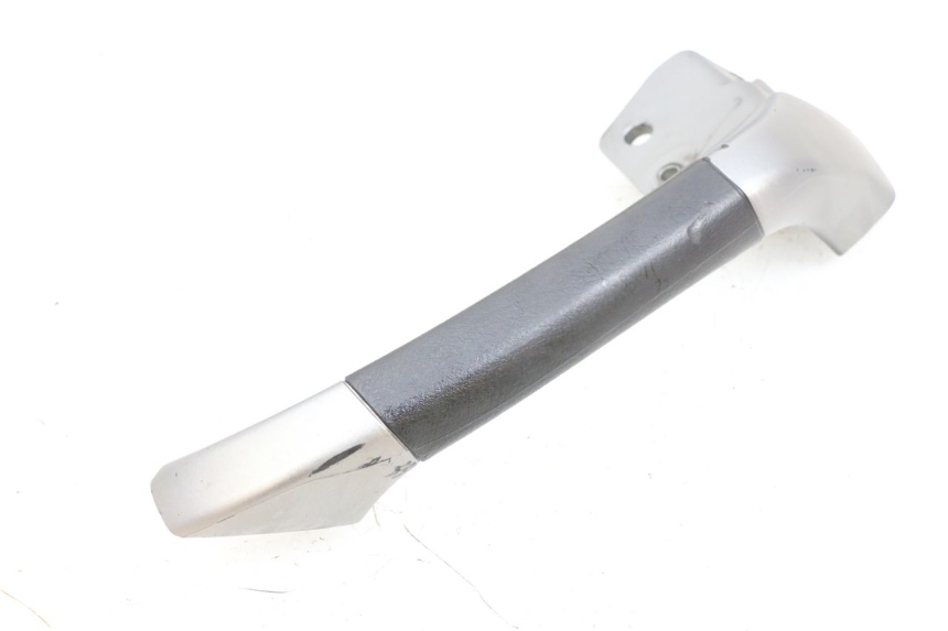 photo de POIGNEE ARRIERE GAUCHE PIAGGIO MP3 125 (2006 - 2014)