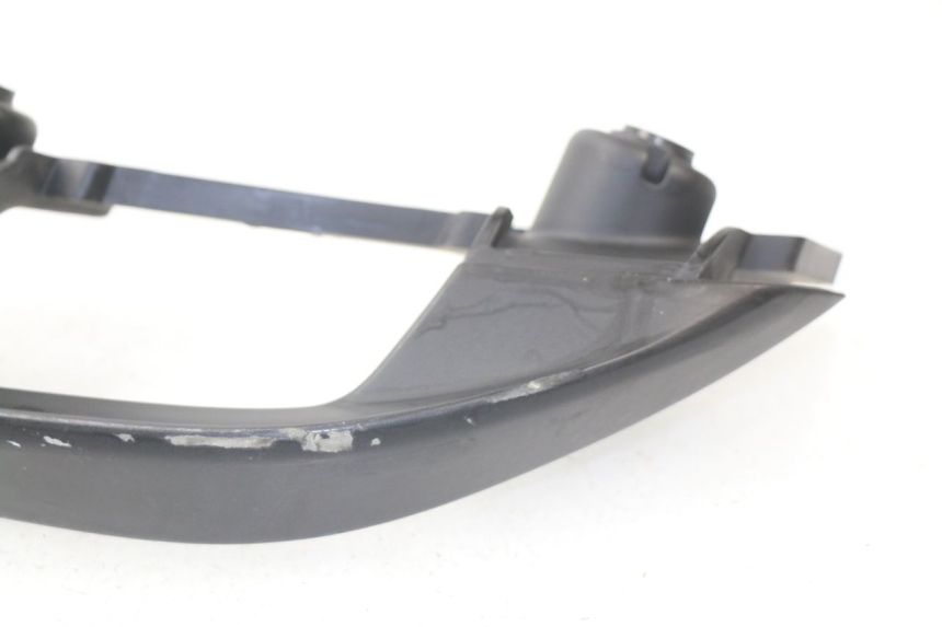 photo de POIGNEE ARRIERE GAUCHE YAMAHA XMAX X-MAX ABS 125 (2014 - 2016) - Zoom état d’usage