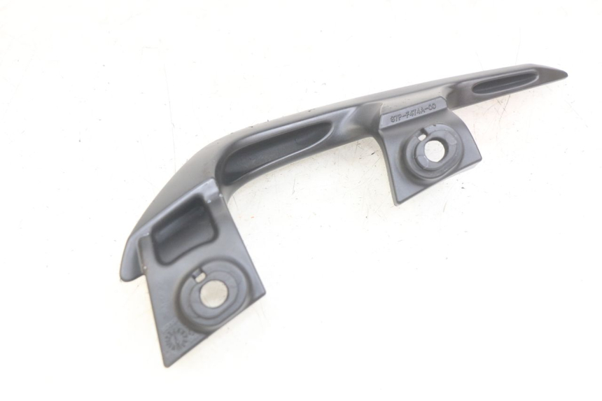 photo de POIGNEE ARRIERE GAUCHE YAMAHA X-MAX XMAX 125 (2010 - 2014)