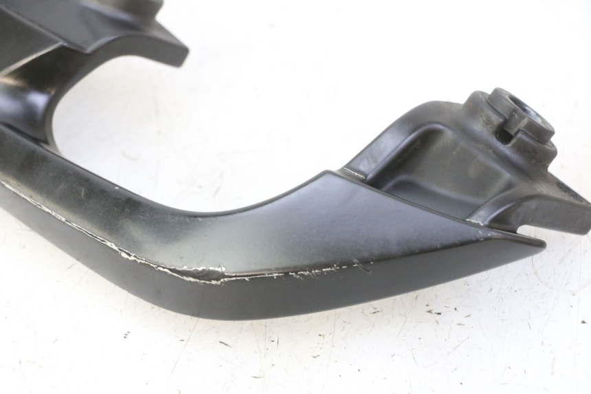 photo de POIGNEE ARRIERE GAUCHE YAMAHA X-MAX XMAX 125 (2010 - 2014)