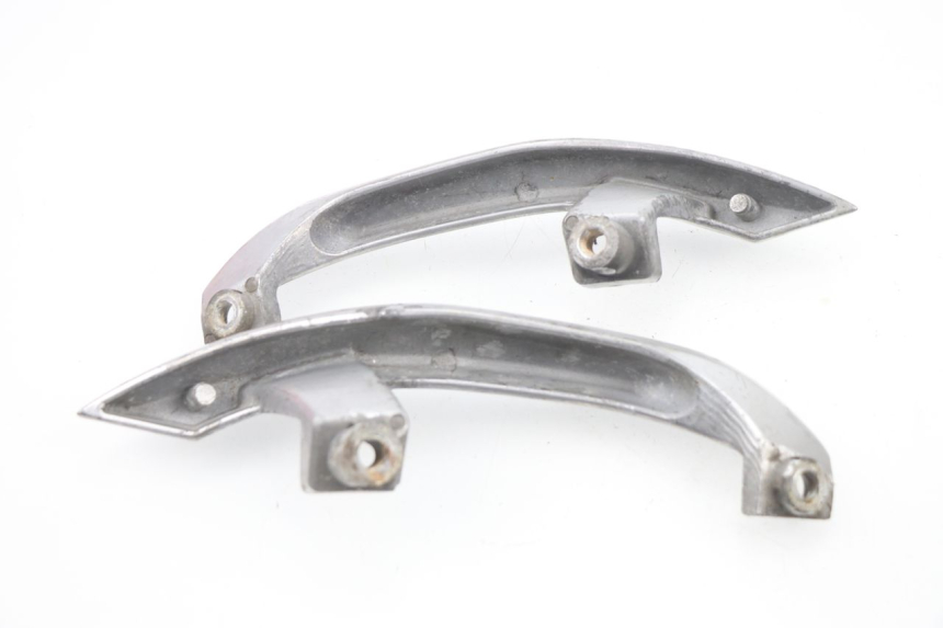 photo de POIGNEE ARRIERE EUROCKA MATADOR 4T 50 (2010 - 2016) - Détail de la pièce