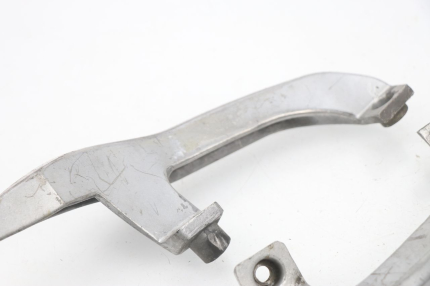 photo de POIGNEE ARRIERE EUROCKA MATADOR 4T 50 (2010 - 2016) - Points de fixation