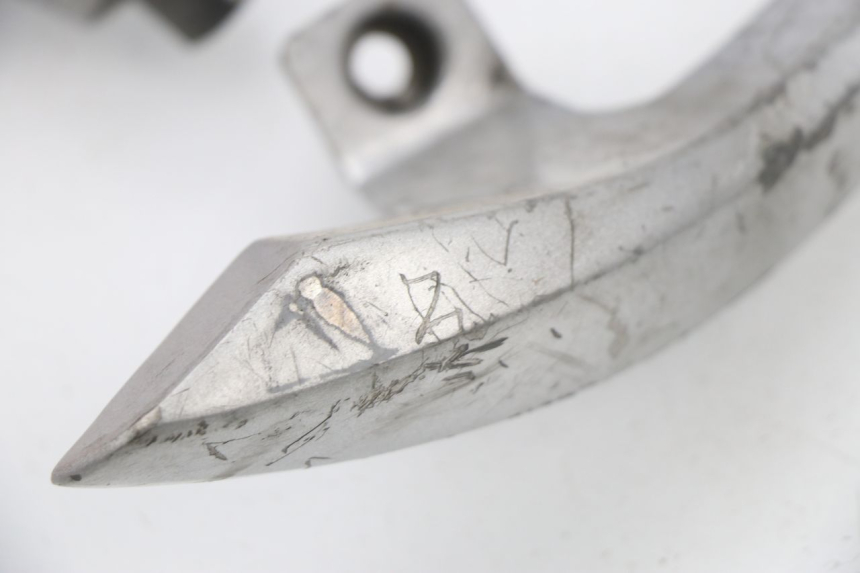 photo de POIGNEE ARRIERE EUROCKA MATADOR 4T 50 (2010 - 2016) - État de surface