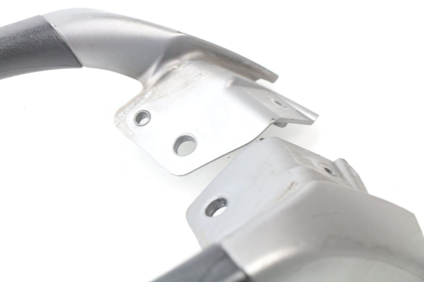 photo de POIGNEE ARRIERE PIAGGIO MP3 125 (2006 - 2014)