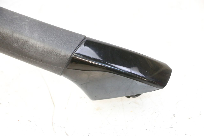 photo de POIGNEE ARRIERE PIAGGIO MP3 500 (2011 - 2015)