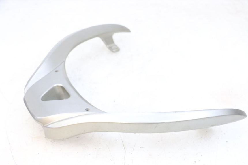 photo de POIGNEE ARRIERE EFUN PUSA 1 - Gros plan technique