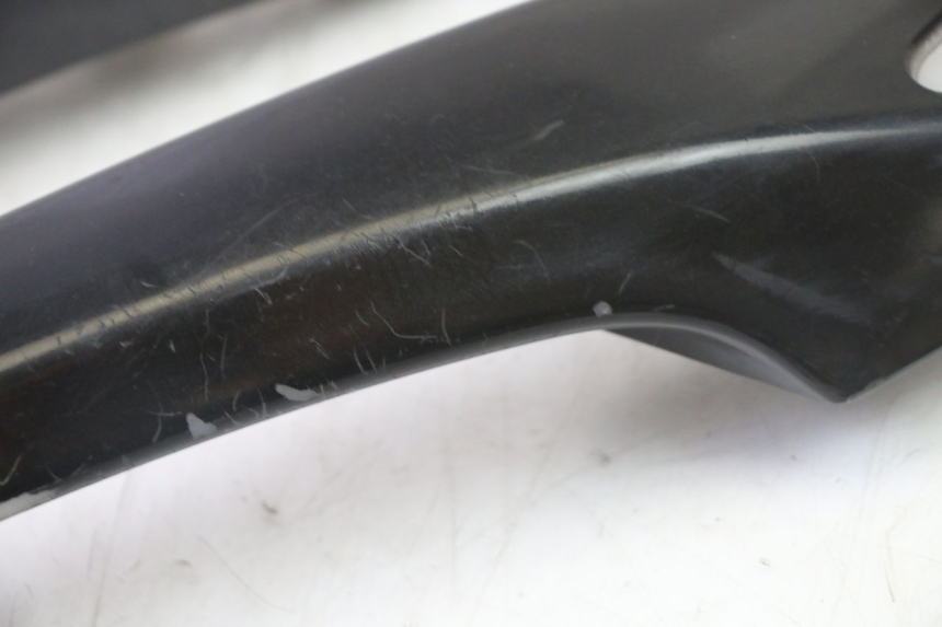 photo de POIGNEE ARRIERE PEUGEOT SATELIS 125 (2013 - 2018)