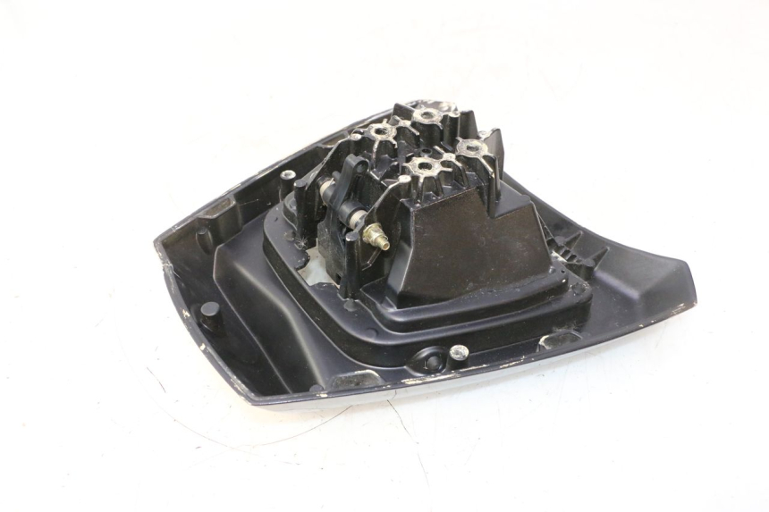 photo de POIGNEE ARRIERE CAN-AM SPYDER RS 1000 (2008 - 2012) - Détail de la pièce