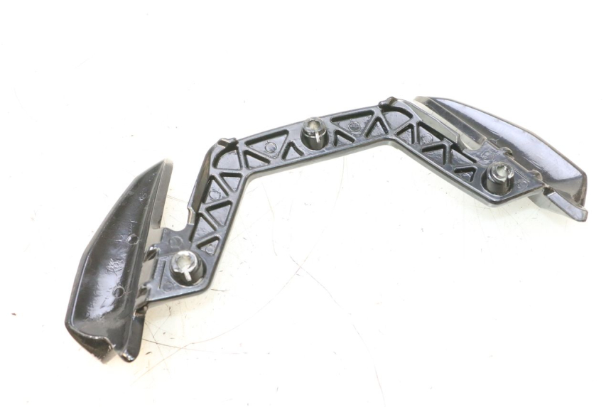 photo de POIGNEE ARRIERE APRILIA SR MOTARD 50 (2012 - 2018) - État de surface