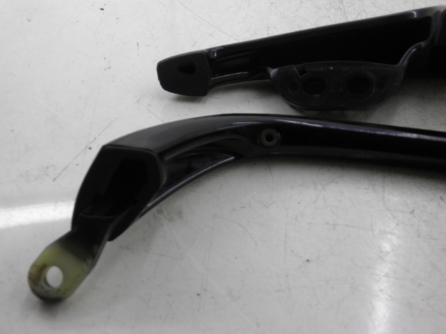 photo de POIGNEE ARRIERE SUZUKI BURGMAN EXECUTIVE 650 (2008 - 2010) - État de surface