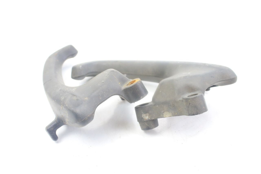 photo de POIGNEE ARRIERE HONDA VFR VTEC RC46 800 (2002 - 2013) - Gros plan technique