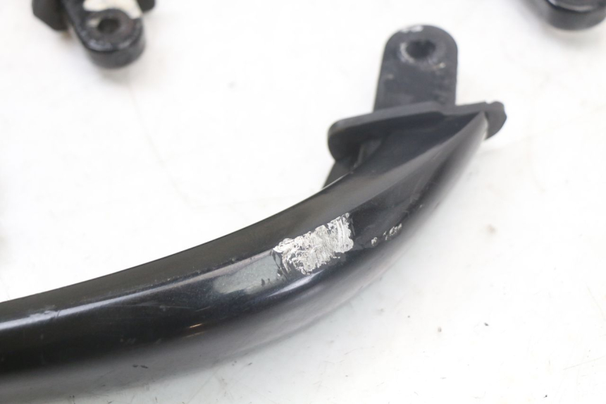 photo de POIGNEE ARRIERE YAMAHA X-MAX XMAX 250 (2006 - 2009)