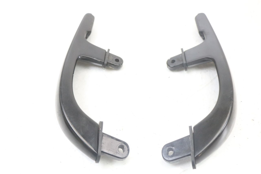 photo de POIGNEE ARRIERE YAMAHA X-MAX XMAX 250 (2006 - 2009)
