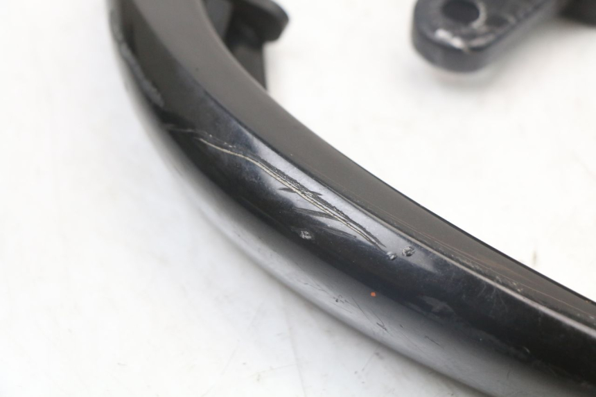 photo de POIGNEE ARRIERE YAMAHA X-MAX XMAX 250 (2006 - 2009)