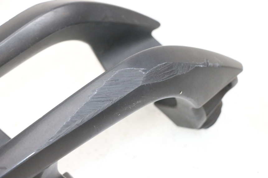 photo de POIGNEE ARRIERE YAMAHA X-MAX XMAX 125 (2010 - 2013) - Points de fixation