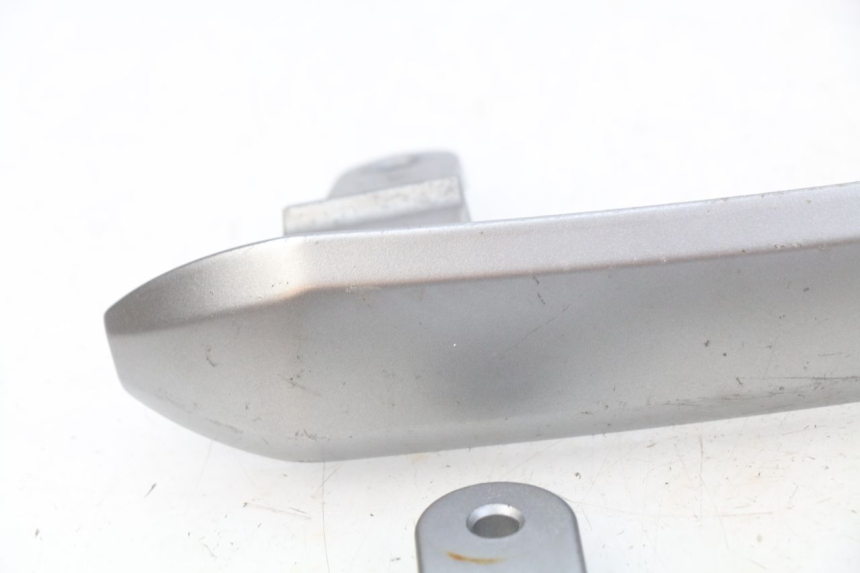 photo de POIGNEE ARRIERE TGB X-MOTION XMOTION 125 (2008 - 2014) - Zoom état d’usage