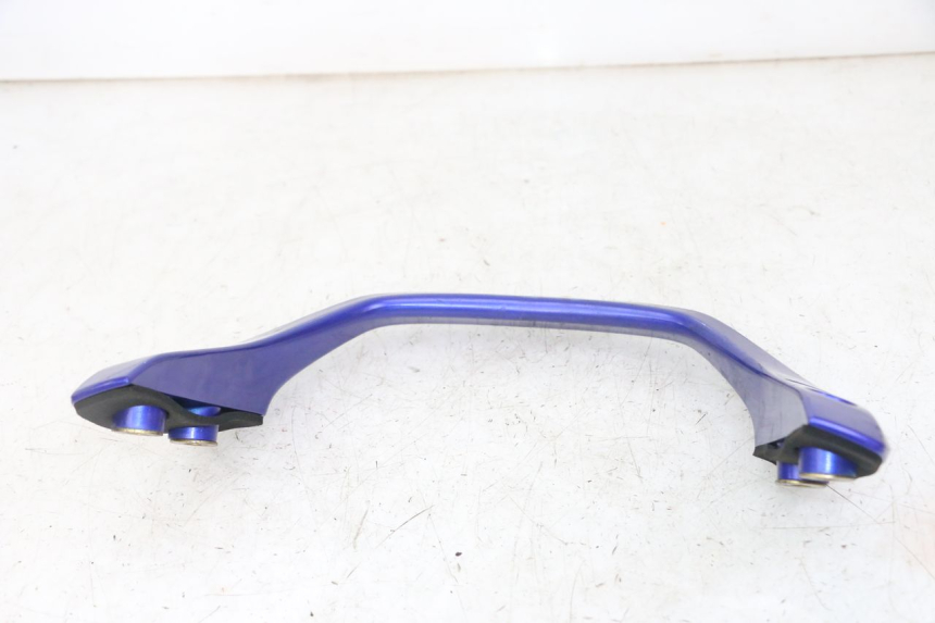 photo de POIGNEE ARRIERE YAMAHA FZS FAZER 600 (2001 - 2003)