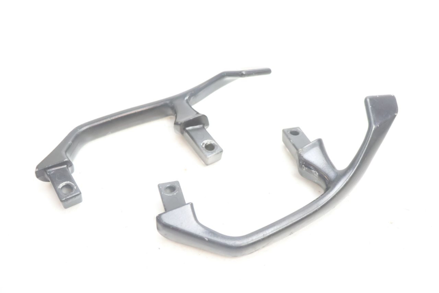 photo de POIGNEE ARRIERE KAWASAKI ZX-6R ZX6R 600 (1995 - 1997) - Détail de la pièce